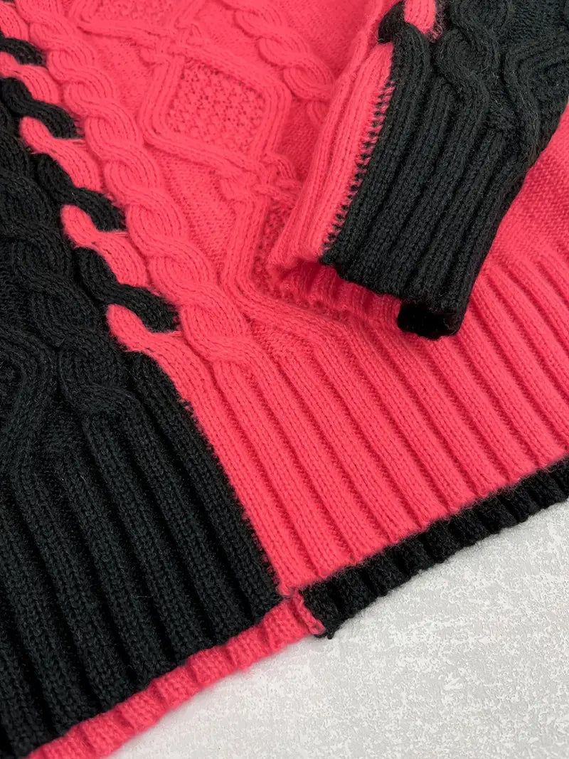 Dagrun | Elegante jersey a rayas con cuello alto